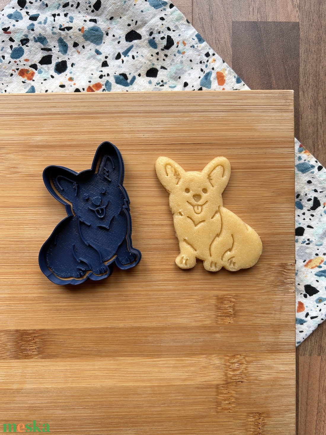 Corgi formájú sütikiszúró - otthon & életmód - konyhafelszerelés, tálalás - sütés, főzés - sütikiszúró - Meska.hu
