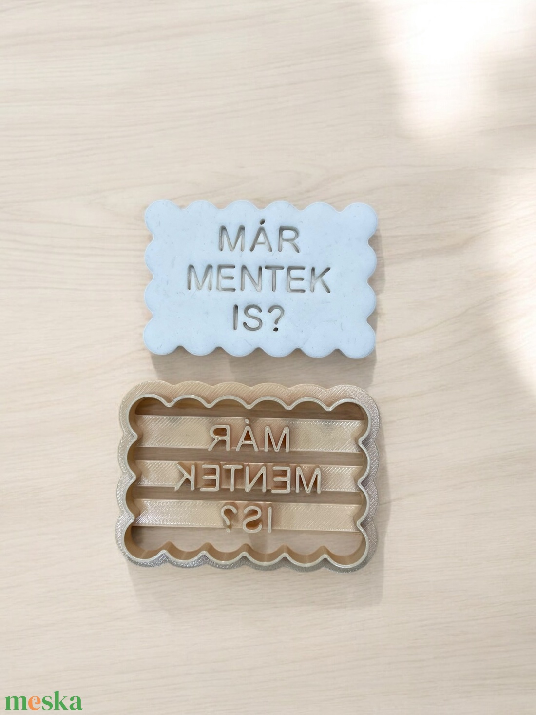 Már mentek is? feliratú sütikiszúró - otthon & életmód - konyhafelszerelés, tálalás - sütés, főzés - sütikiszúró - Meska.hu Már mentek is? feliratú sütikiszúró - otthon & életmód - konyhafelszerelés, tálalás - sütés, főzés - sütikiszúró - Meska.hu