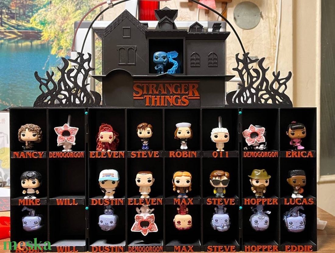 Stranger Things - Kinder Joy / Funko figura stand / tartó / gyűjtői polc - otthon & életmód - dekoráció - asztal és polc dekoráció - dekorációs tál, tartó - Meska.hu