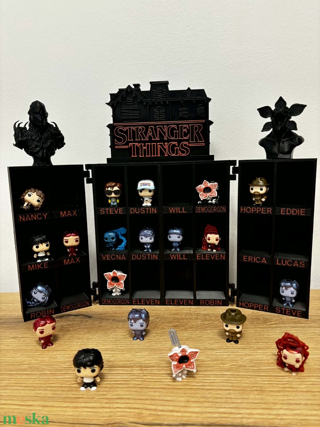 Stranger Things - Kinder Joy / Funko figura stand / tartó / gyűjtői polc - otthon & életmód - dekoráció - asztal és polc dekoráció - dekorációs tál, tartó - Meska.hu