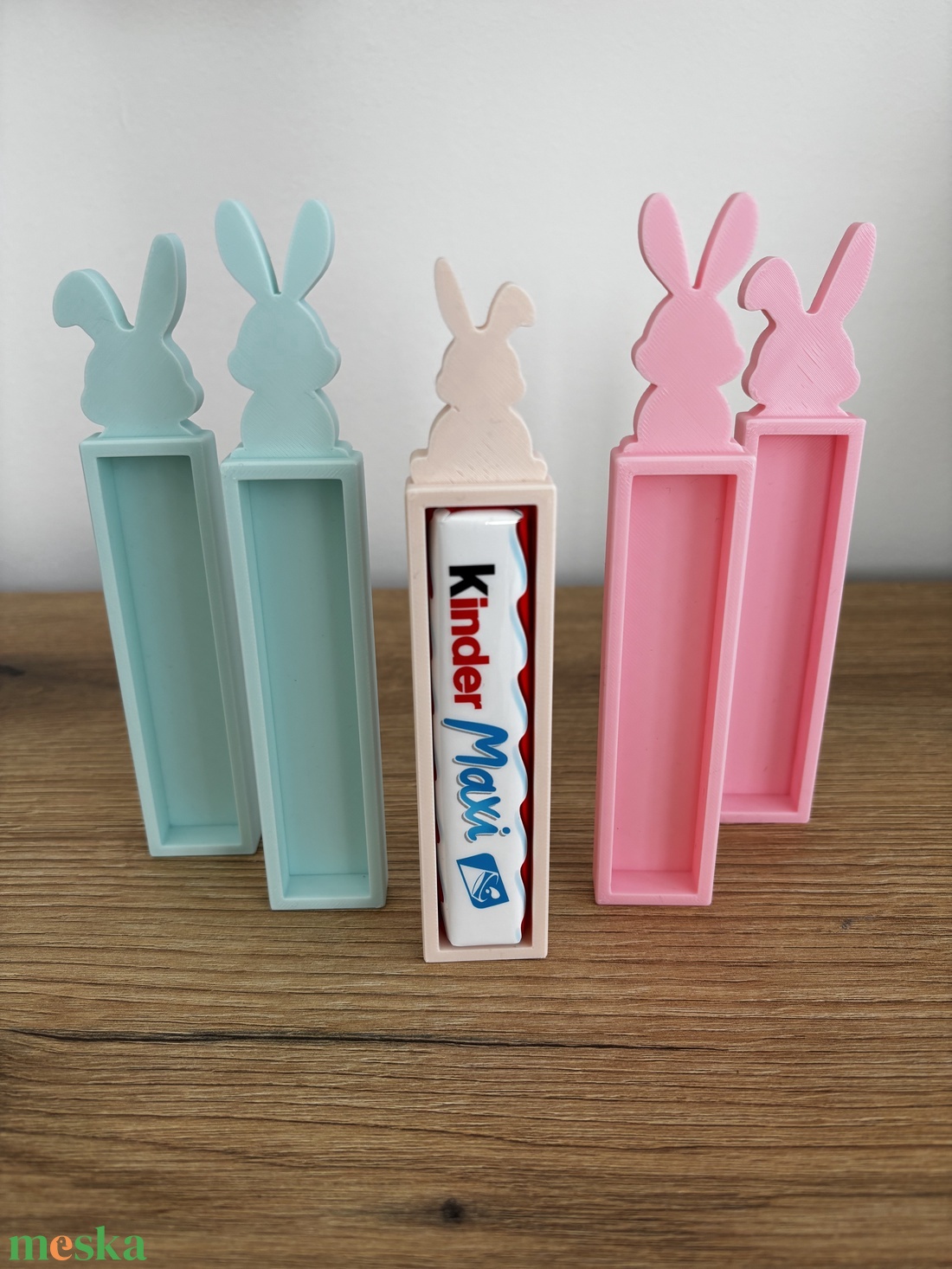 Húsvéti nyuszis Kinder Maxi csoki tartó � dekoráció és ajándék - ünnepi díszek, dekorációk - húsvéti díszek és dekorációk - húsvéti ajándékátadó - Meska.hu