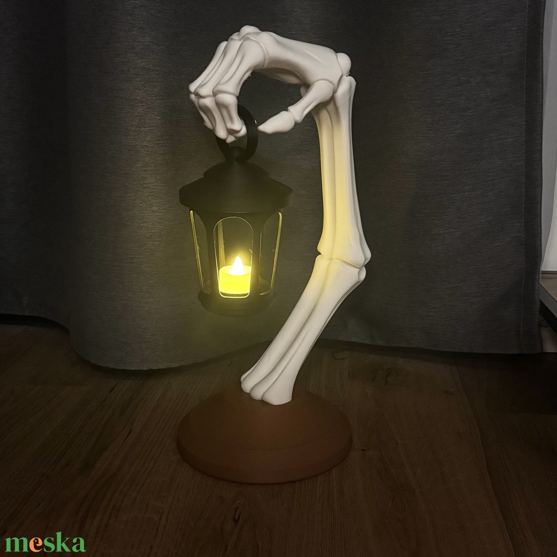 Csontváz kar lámpással - otthon & életmód - dekoráció - halloween - halloweeni lámpás - Meska.hu