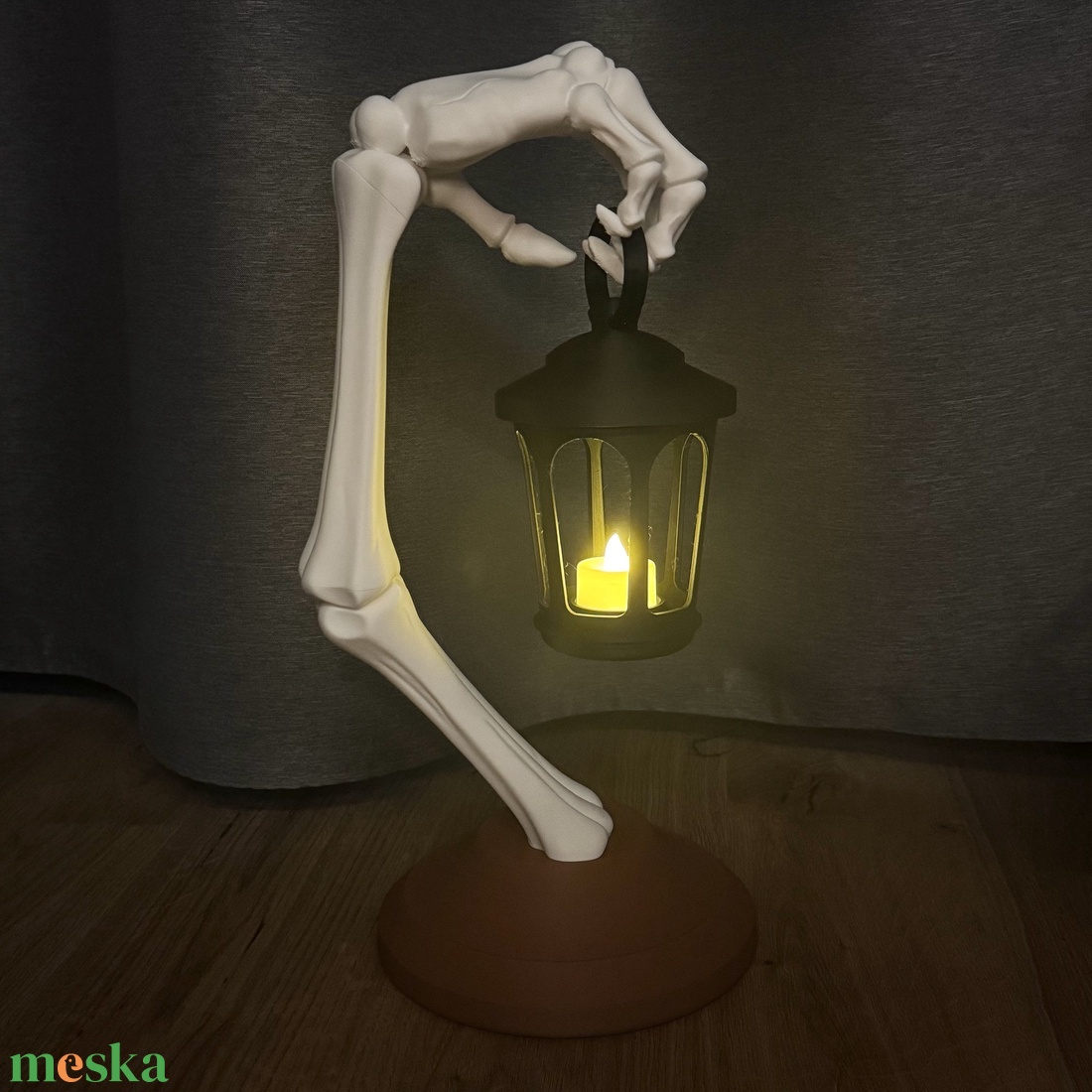 Csontváz kar lámpással - otthon & életmód - dekoráció - halloween - halloweeni lámpás - Meska.hu