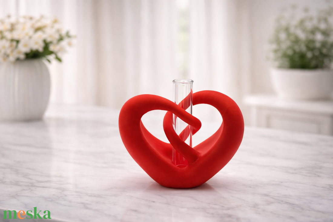Szív alakú váza - otthon & életmód - dekoráció - asztal és polc dekoráció - asztaldísz - Meska.hu