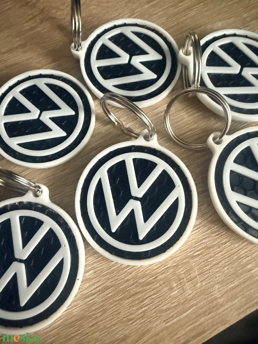 Volkswagen lógó kulcstartó - táska & tok - kulcstartó & táskadísz - kulcstartó - Meska.hu