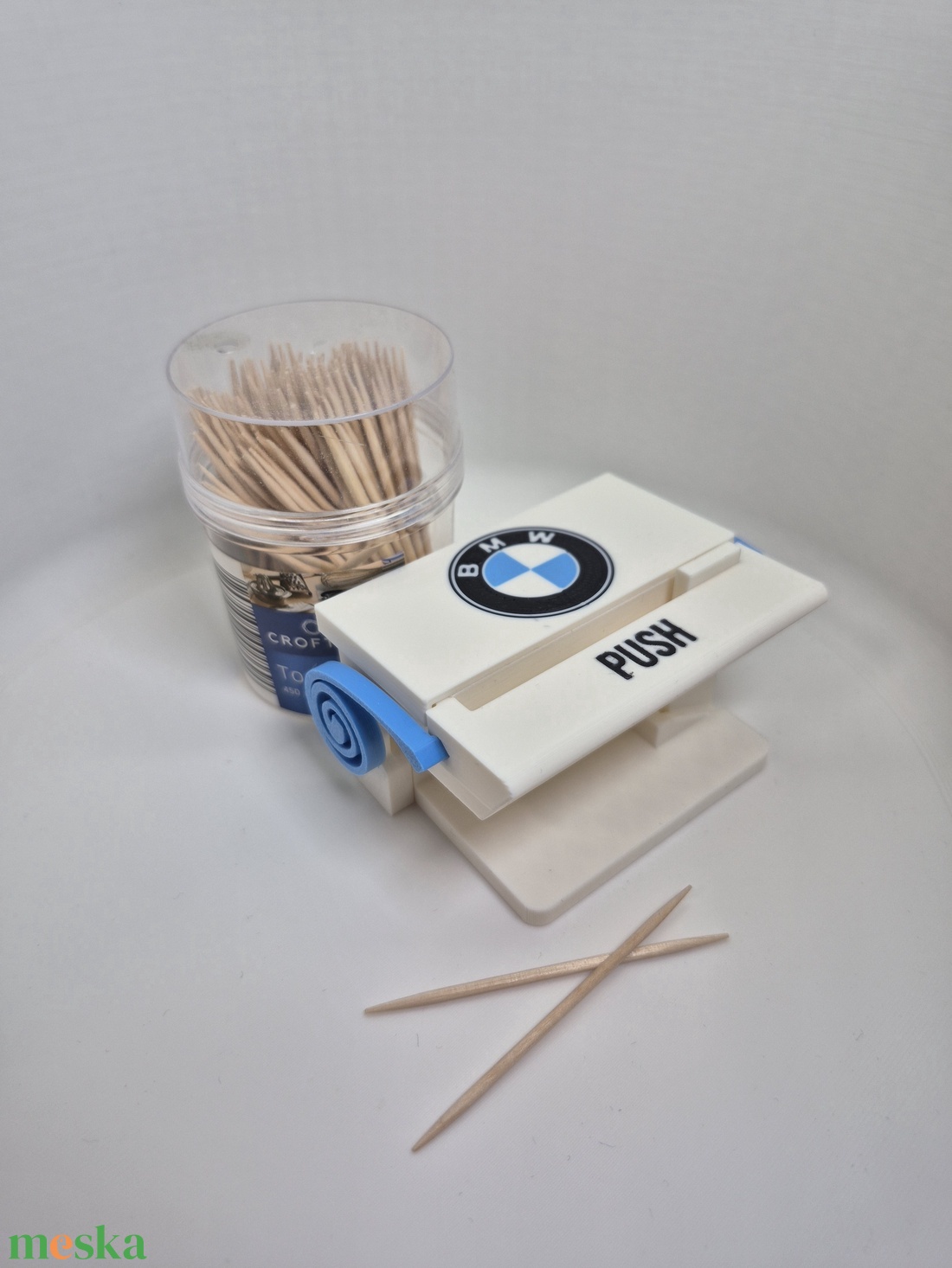 Fogpiszkáló adagoló � BMW stílusban - otthon & életmód - konyhafelszerelés, tálalás - konyhai tárolás - fűszertartó - Meska.hu