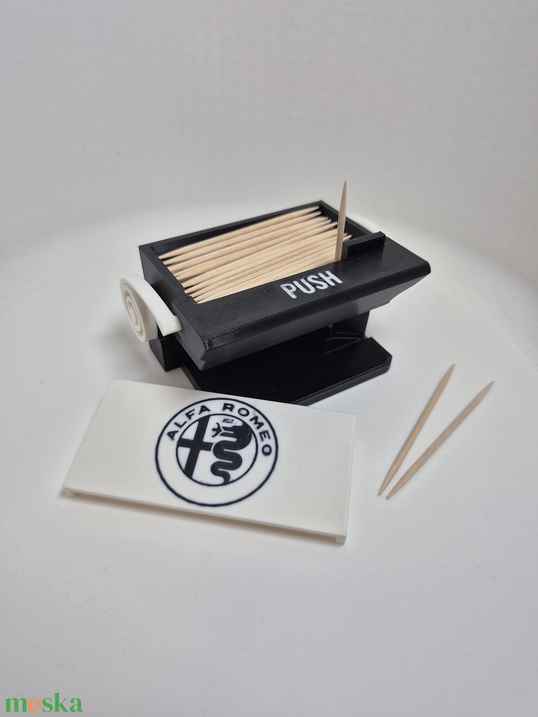 Fogpiszkáló adagoló � Alfa Romeo stílusban - otthon & életmód - konyhafelszerelés, tálalás - konyhai tárolás - fűszertartó - Meska.hu