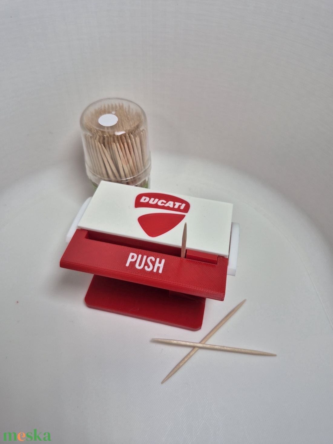 Fogpiszkáló adagoló � Ducati stílusban - otthon & életmód - konyhafelszerelés, tálalás - konyhai tárolás - fűszertartó - Meska.hu