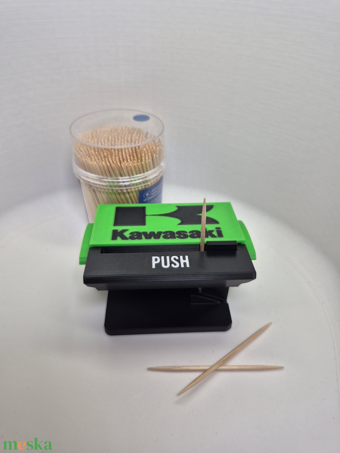 Fogpiszkáló adagoló � Kawasaki stílusban - otthon & életmód - konyhafelszerelés, tálalás - konyhai tárolás - fűszertartó - Meska.hu