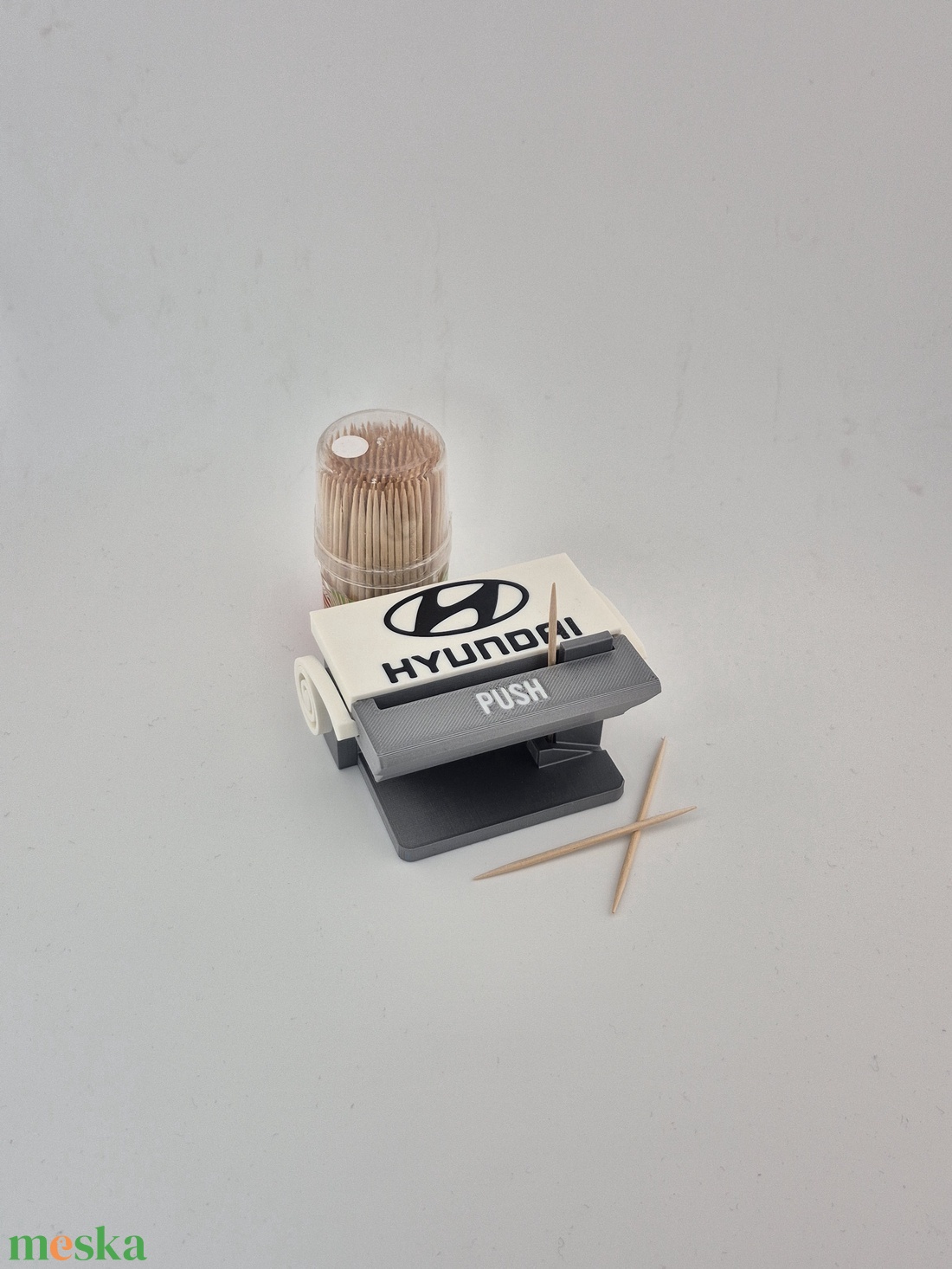 Fogpiszkáló adagoló � Hyundai stílusban - otthon & életmód - konyhafelszerelés, tálalás - konyhai tárolás - fűszertartó - Meska.hu