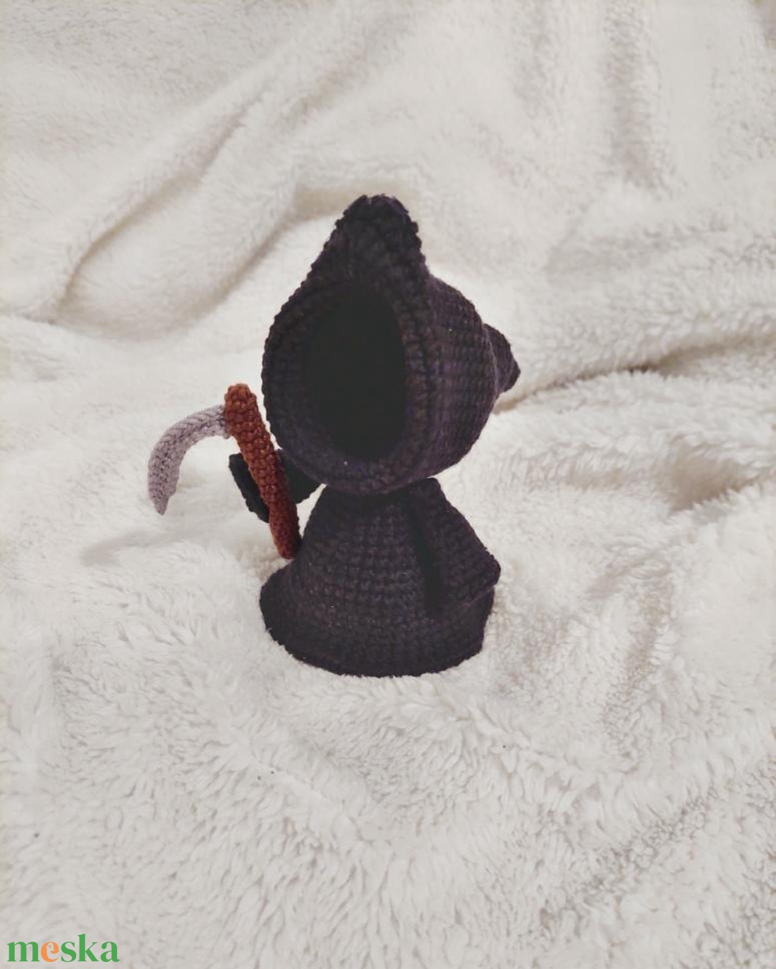 Kaszás amigurumi - játék & sport - plüssállat & játékfigura - szörnyike - Meska.hu Kaszás amigurumi - játék & sport - plüssállat & játékfigura - szörnyike - Meska.hu