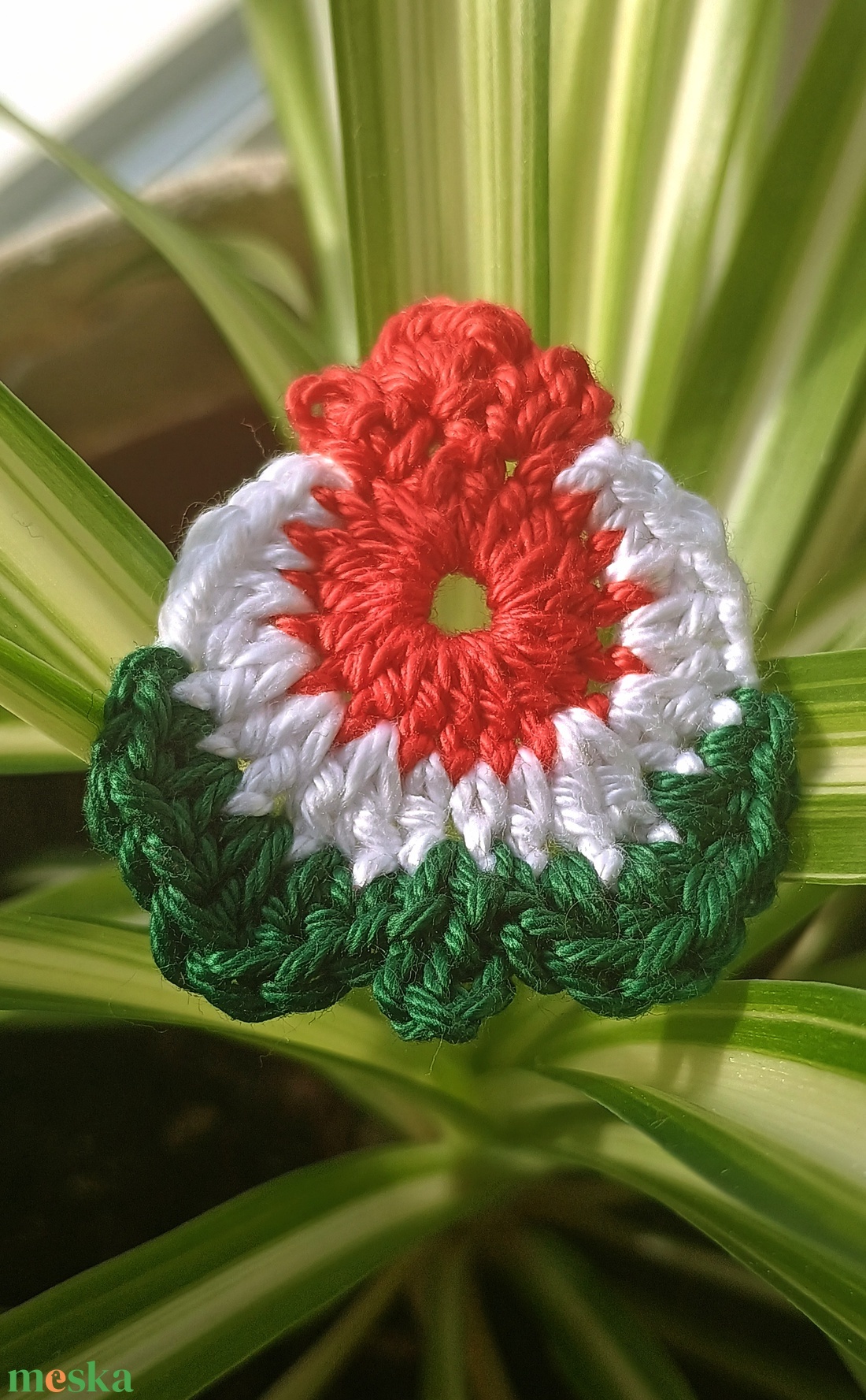 Matyó kokárda - ékszer - kitűző és bross - kitűző - Meska.hu Matyó kokárda - ékszer - kitűző és bross - kitűző - Meska.hu