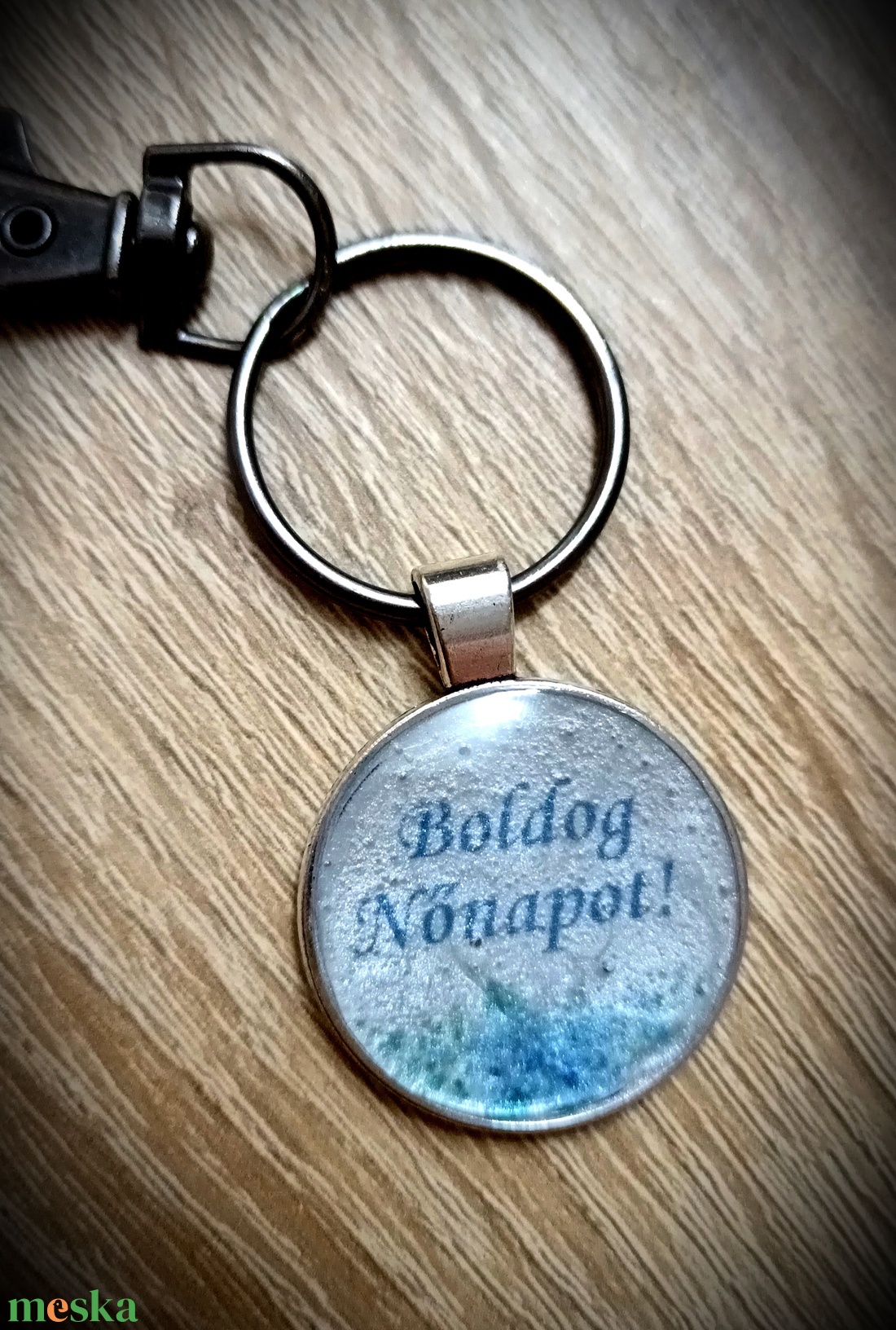 Hortenziás epoxy kulcstartó nőnapra  - táska & tok - kulcstartó & táskadísz - kulcstartó - Meska.hu