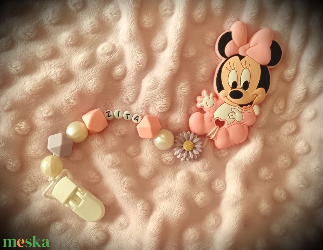 Névre szóló szilikon cumilánc, baba váró ajándék Disney Minnie - játék & sport - 3 éves kor alattiaknak - cumilánc - Meska.hu Névre szóló szilikon cumilánc, baba váró ajándék Disney Minnie - játék & sport - 3 éves kor alattiaknak - cumilánc - Meska.hu
