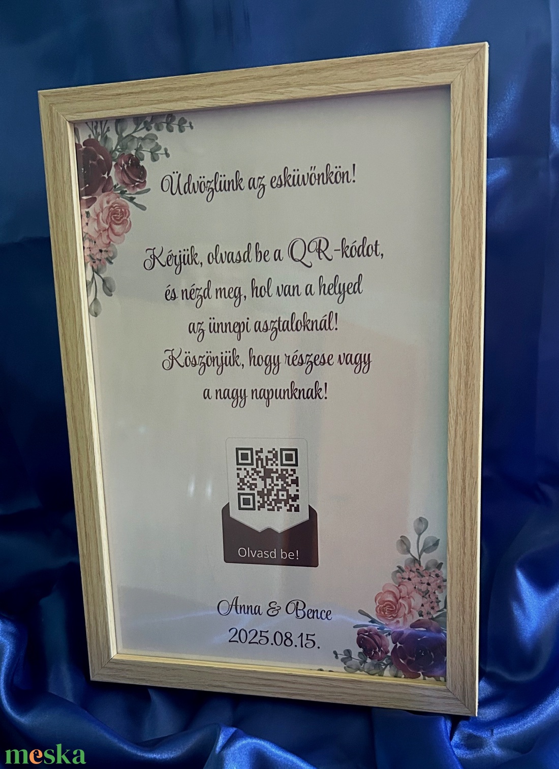 QR-kódos ültetési rend keretezett esküvői információs tábla digitális és nyomtatott formában is! (bordó) - esküvő - meghívó & kártya - ültetési rend - Meska.hu QR-kódos ültetési rend keretezett esküvői információs tábla digitális és nyomtatott formában is! (bordó) - esküvő - meghívó & kártya - ültetési rend - Meska.hu