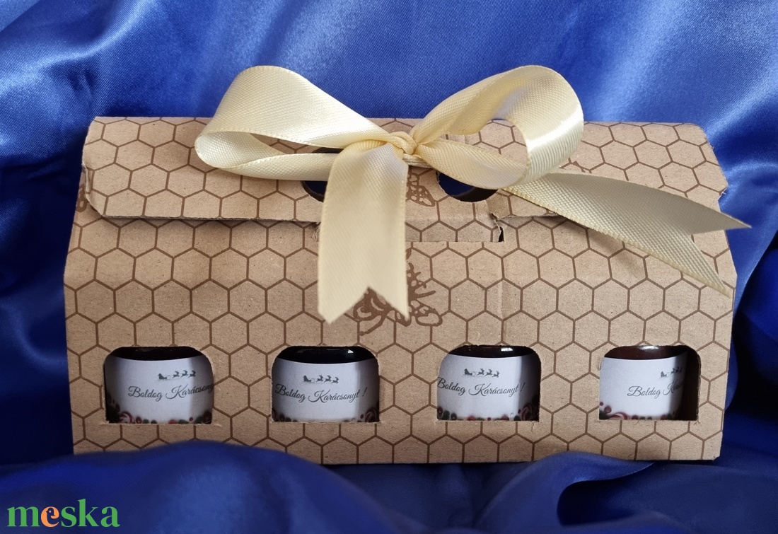 Egyedi csomagolású különleges méz válogatás ajándékcsomag karácsonyra (4 db-os) - élelmiszer - méz & propolisz - Meska.hu