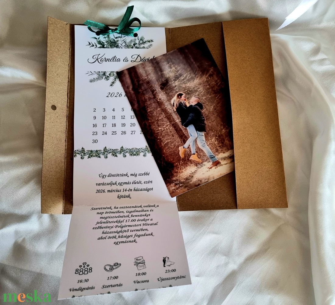 Kraft papírba hajtogatott, fényképes esküvői meghívó greenery  - esküvő - meghívó & kártya - meghívó - Meska.hu Kraft papírba hajtogatott, fényképes esküvői meghívó greenery  - esküvő - meghívó & kártya - meghívó - Meska.hu