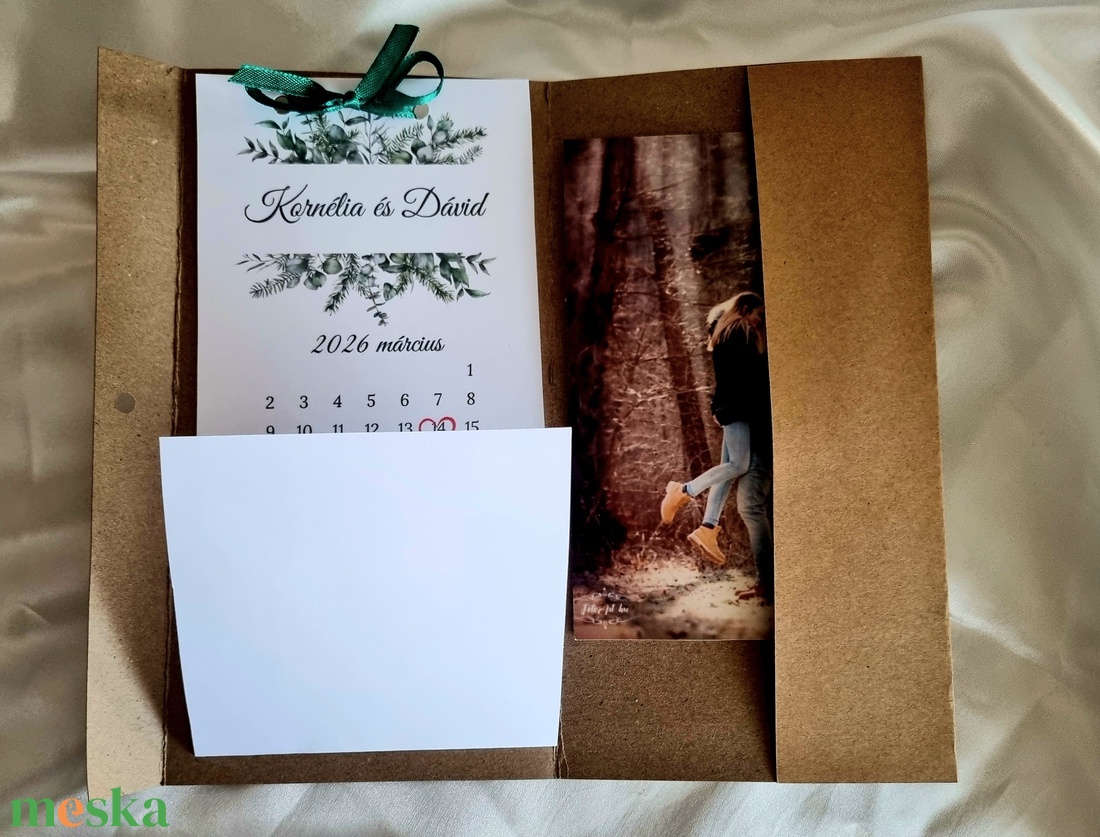 Kraft papírba hajtogatott, fényképes esküvői meghívó greenery  - esküvő - meghívó & kártya - meghívó - Meska.hu Kraft papírba hajtogatott, fényképes esküvői meghívó greenery  - esküvő - meghívó & kártya - meghívó - Meska.hu