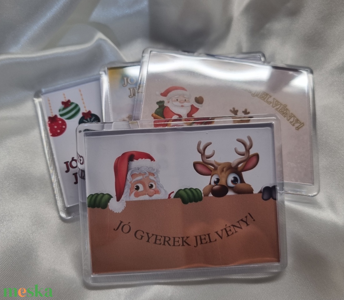 Jó gyerek jelvény 3 ,hűtőmágnes  - otthon & életmód - konyhafelszerelés, tálalás - konyhai dekoráció - hűtőmágnes - Meska.hu