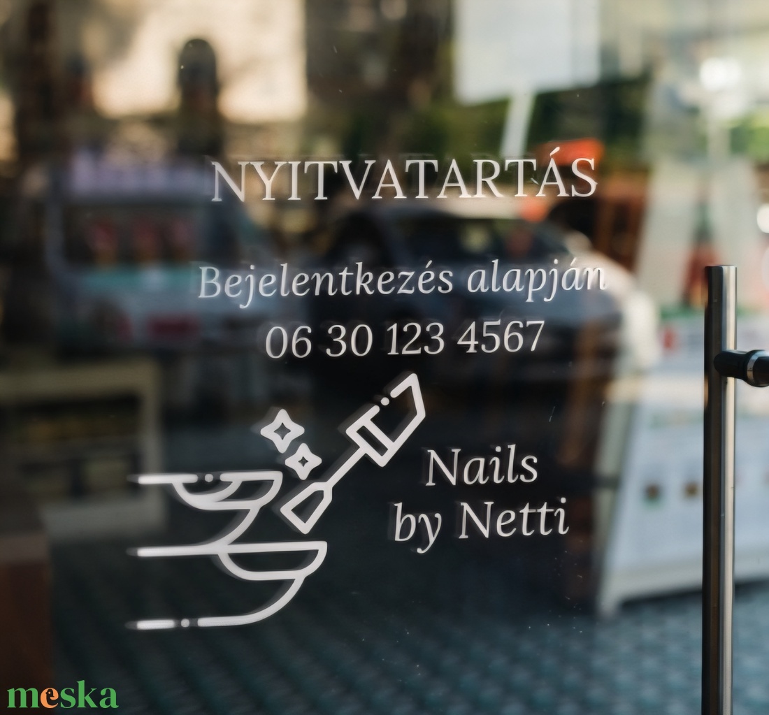 Nyitvatartás matrica körmös szalonra - otthon & életmód - dekoráció - ajtó- és ablak dekoráció - ablakmatrica - Meska.hu
