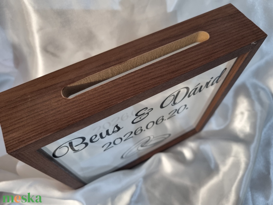 Esküvői pénzgyűjtő  , sorsjegy gyűjtő , akár menyecsketánchoz is ideális � egyedi felirattal, galambok motívummal - esküvő - emlék & ajándék - nászajándék - nászajándék gyűjtők - Meska.hu