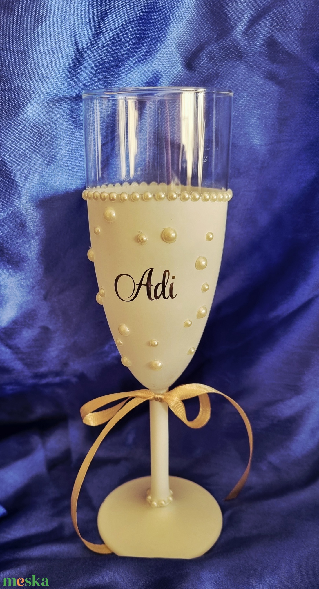 Prémium gyöngyös pezsgőspohár vagy borospohár esküvőre, születésnapra - esküvő - emlék & ajándék - nászajándék - esküvői pohár, pohárszett - Meska.hu