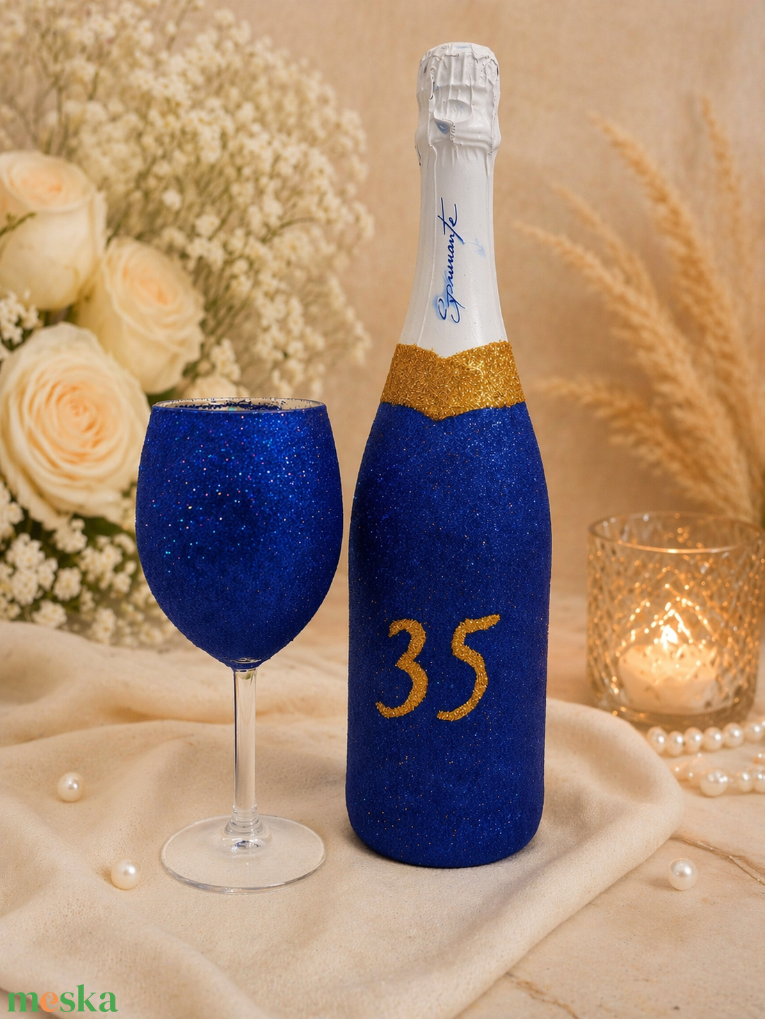 Egyedi pezsgős üveg és pohár szett � csillámos ajándék évfordulóra, születésnapra - esküvő - emlék & ajándék - nászajándék - esküvői pohár, pohárszett - Meska.hu