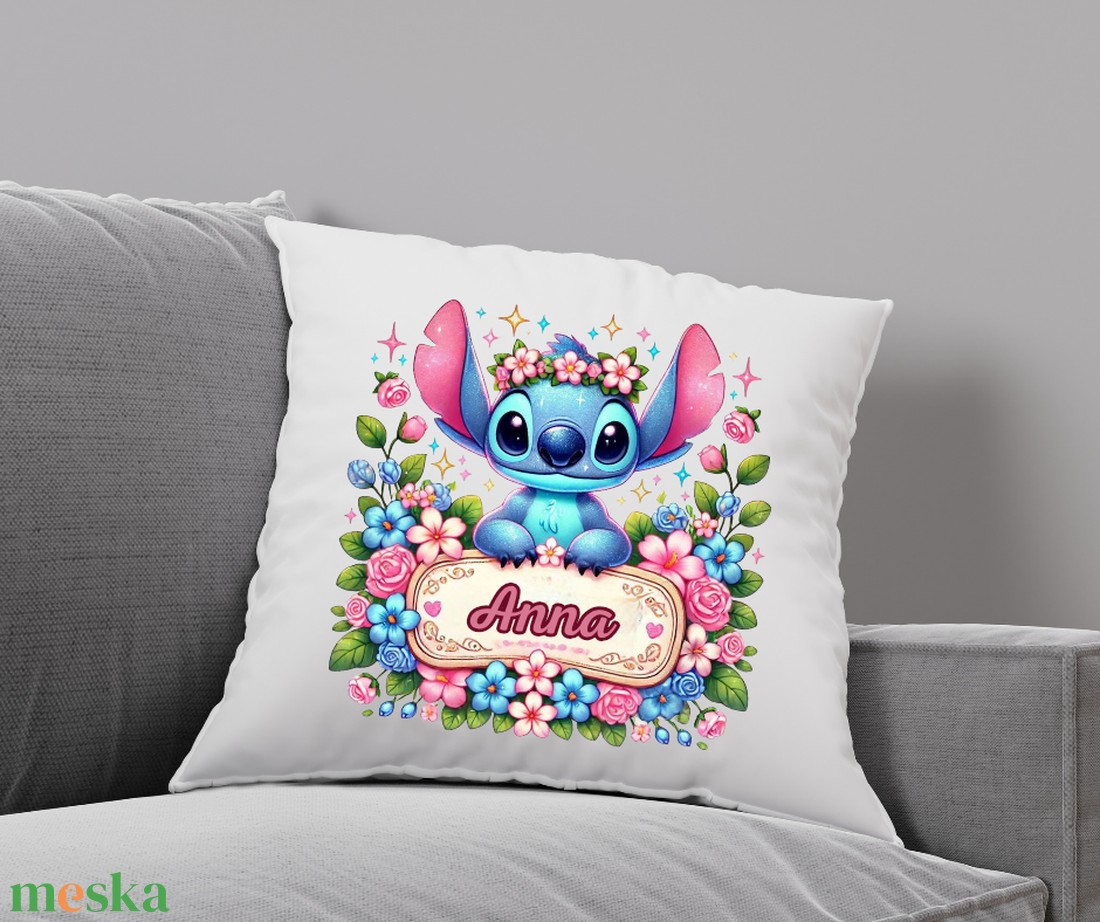 Egyedi párnahuzat vagy párna,saját névvel, felirattal, bármilyen mintával,ajándék minden alkalomra STITCH - baba - mama - babaszoba dekoráció - gyerek díszpárna - Meska.hu