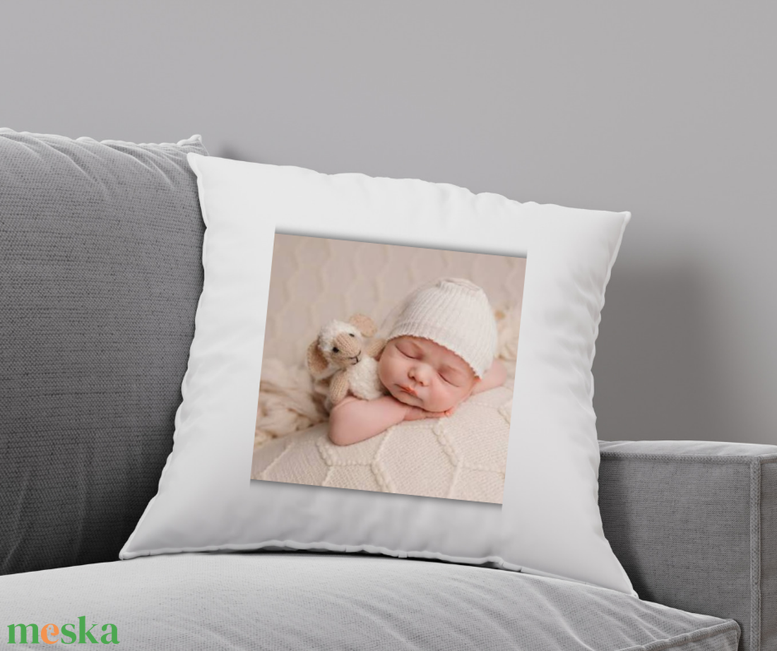 Egyedi párnahuzat vagy párna,saját névvel, felirattal, bármilyen mintával,ajándék minden alkalomra saját fotóval - baba - mama - baba ágynemű - baba párna és huzat - Meska.hu
