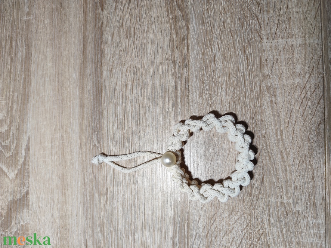 Fenyőfa dísz és makramé  - karácsony - adventi díszek - adventi asztaldísz - Meska.hu