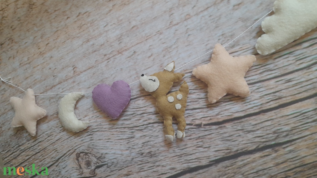 Őzikés-szivecskés füzér/girland - otthon & életmód - babaszoba, gyerekszoba - babaszoba dekoráció - Meska.hu
