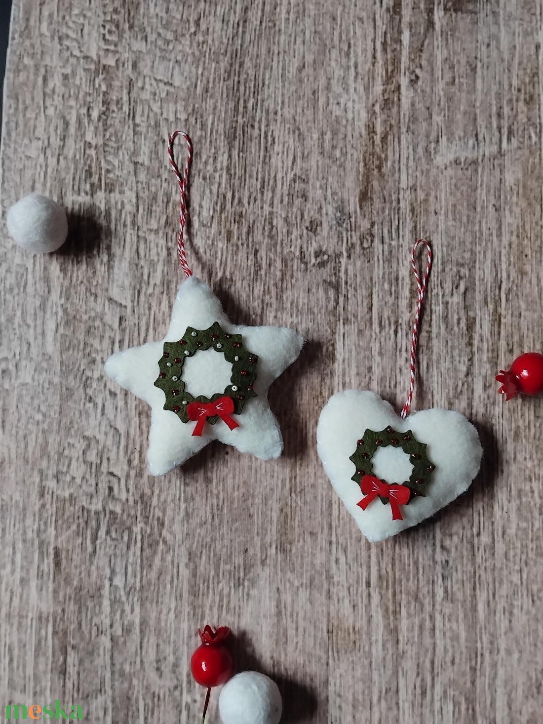 Koszorús karácsonyfadíszek - karácsony - karácsonyi lakásdekoráció - karácsonyfadíszek - Meska.hu