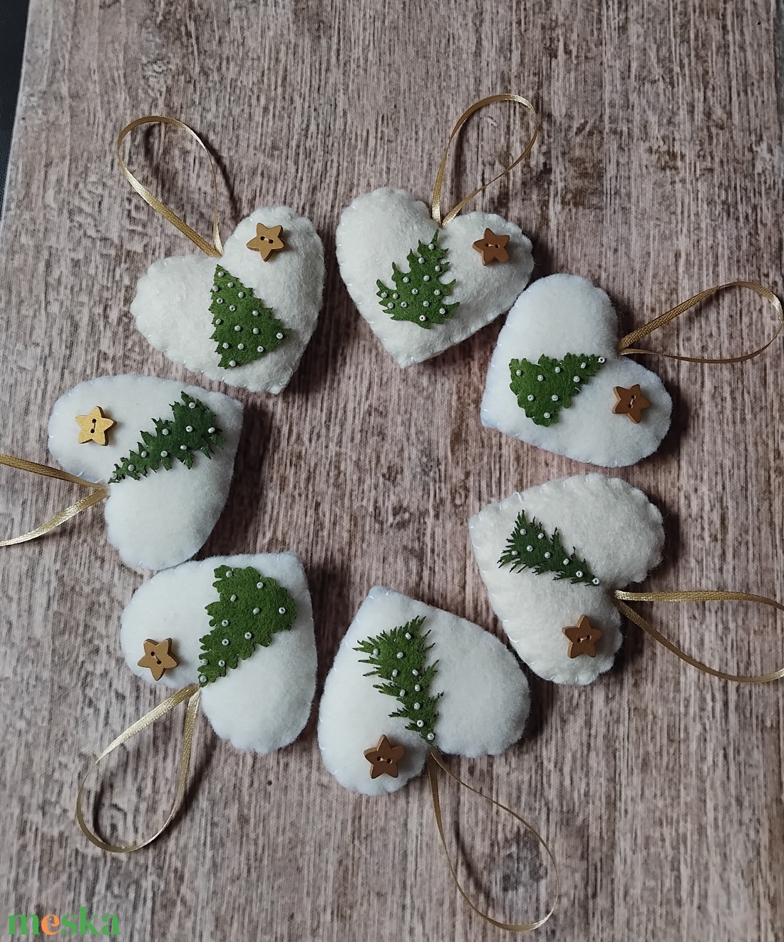 Zöld fenyős szivecskék karácsonyfadísz szett - karácsony - karácsonyi lakásdekoráció - karácsonyfadíszek - Meska.hu