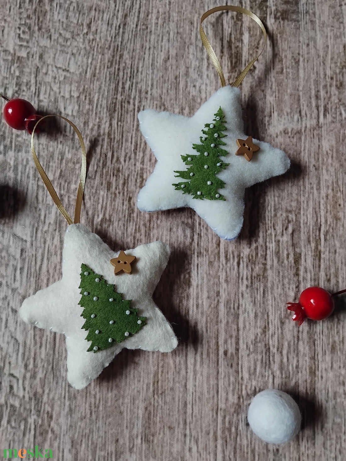 Zöld fenyős csillagok - karácsony - karácsonyi lakásdekoráció - karácsonyfadíszek - Meska.hu