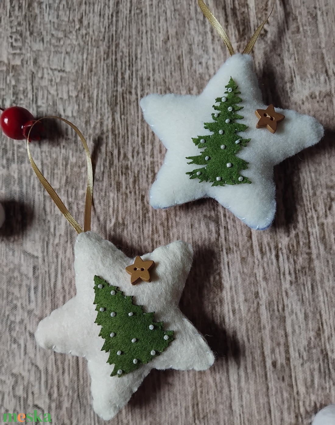 Zöld fenyős csillagok - karácsony - karácsonyi lakásdekoráció - karácsonyfadíszek - Meska.hu