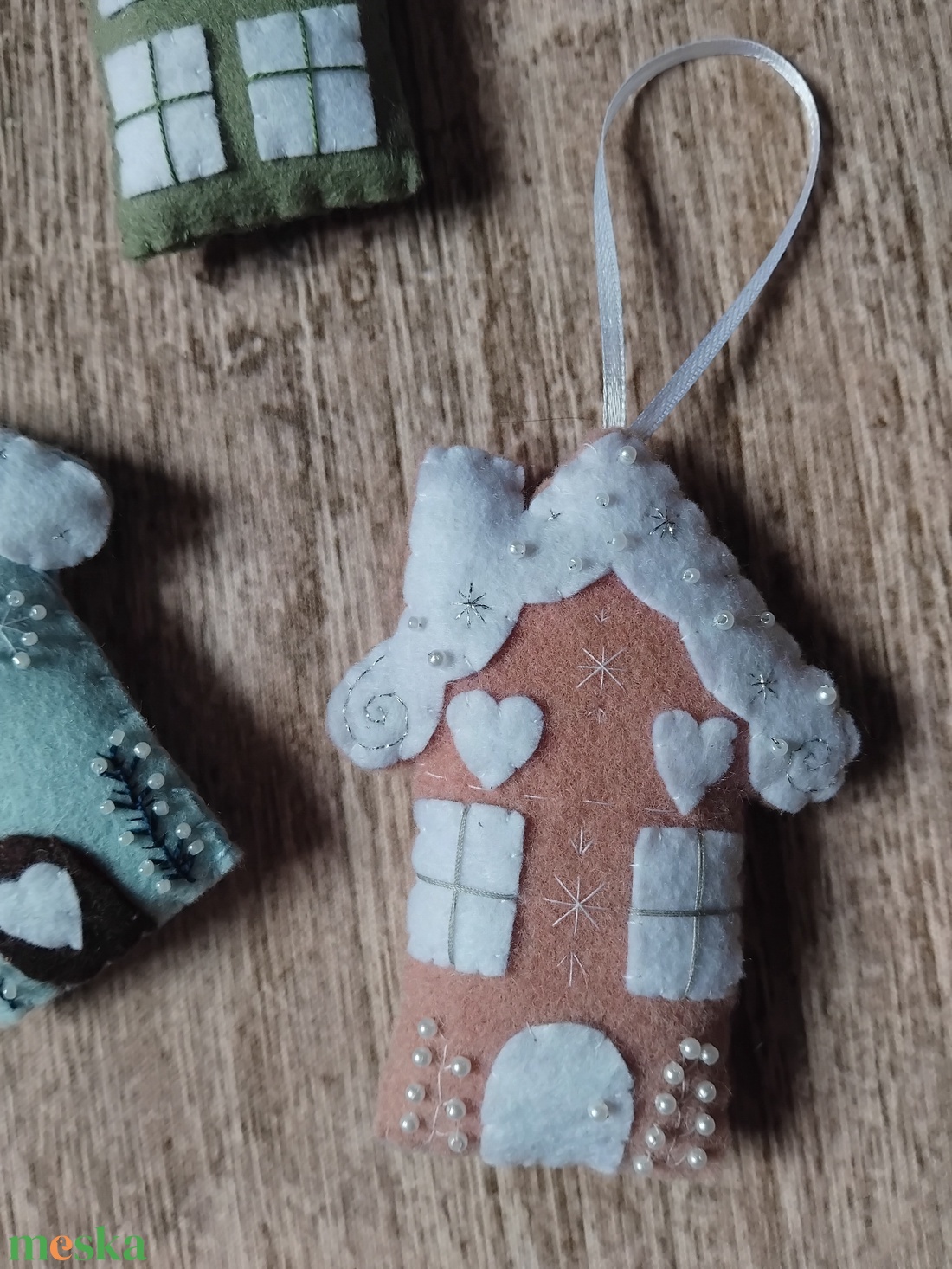 Téli házikók karácsonyfadísz szett - karácsony - karácsonyi lakásdekoráció - karácsonyfadíszek - Meska.hu
