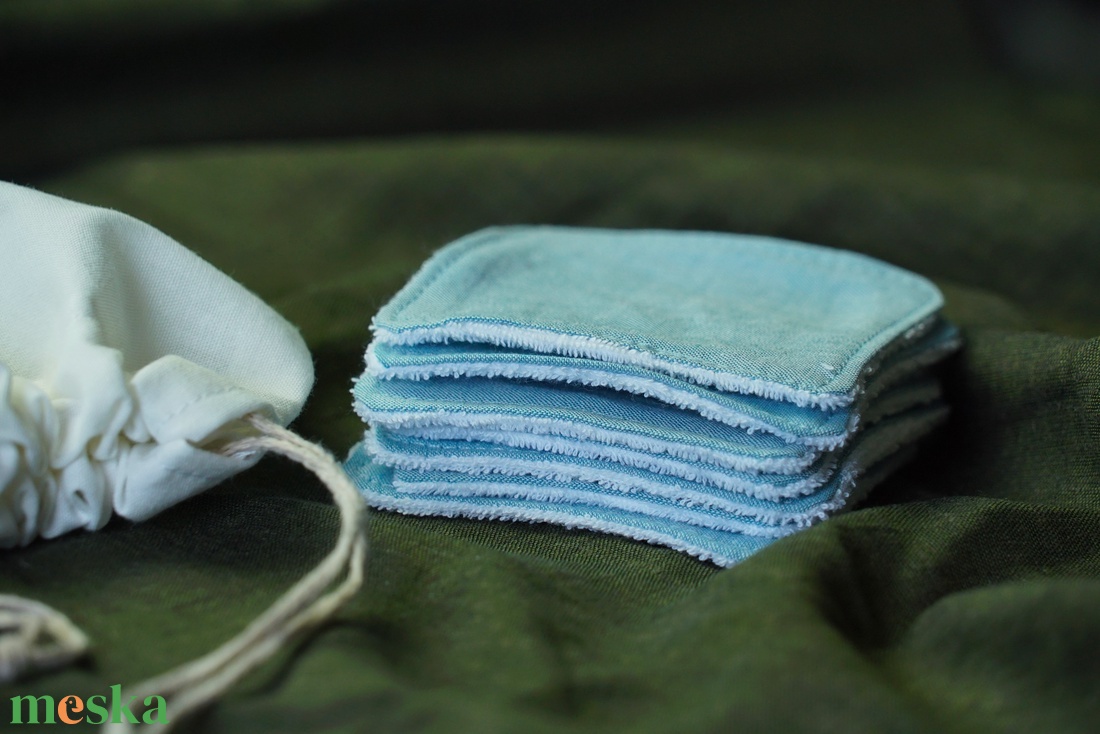 5 db arctisztító párna mosózsákkal, kék színben, hulladékmentes, zero waste - szépségápolás - arcápolás - arctisztító korong - Meska.hu