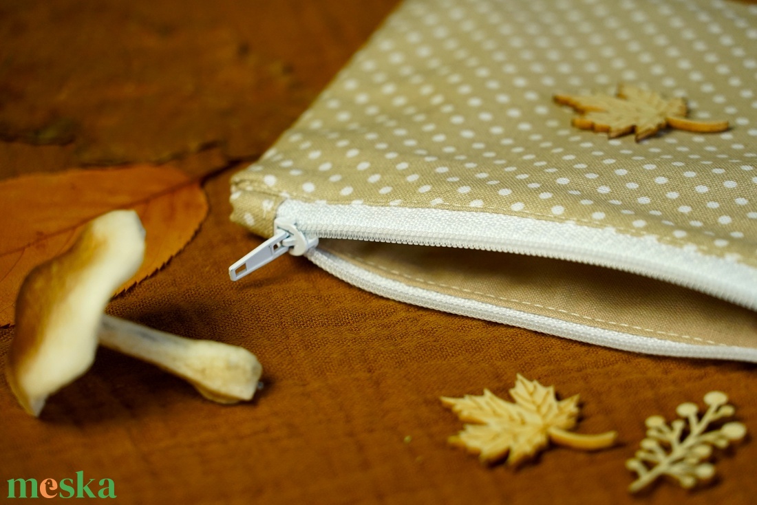 Pöttyös mini neszesszer/ pénztárca - táska & tok - neszesszer - Meska.hu