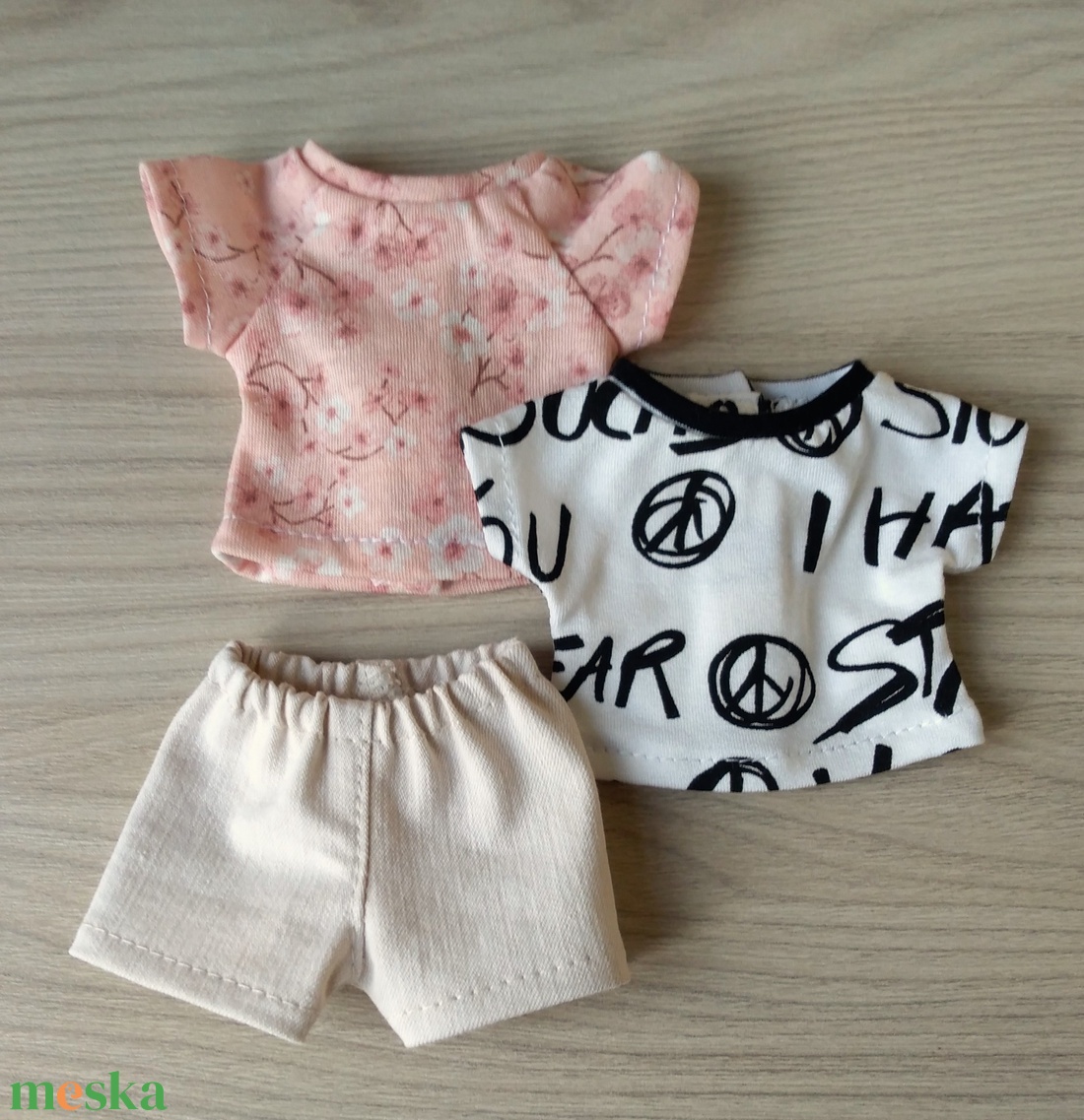 Paola Reina sort két pólóval - játék & sport - baba & babaház - játékbaba, babakellék - Meska.hu