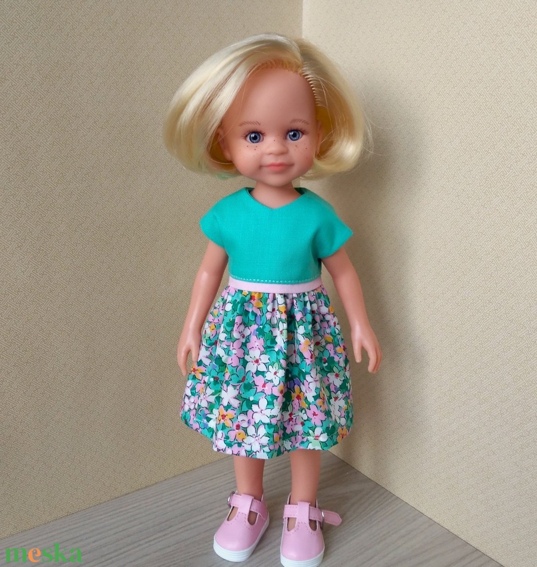 Paola Reina rózsaszín öves ruha - játék & sport - baba & babaház - játékbaba, babakellék - Meska.hu