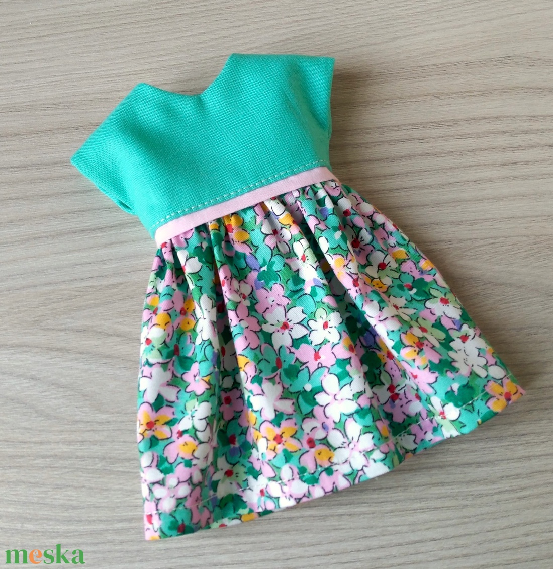 Paola Reina rózsaszín öves ruha - játék & sport - baba & babaház - játékbaba, babakellék - Meska.hu