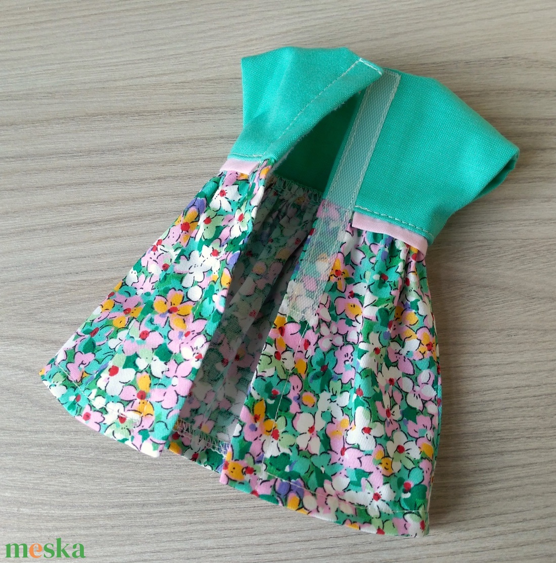 Paola Reina rózsaszín öves ruha - játék & sport - baba & babaház - játékbaba, babakellék - Meska.hu