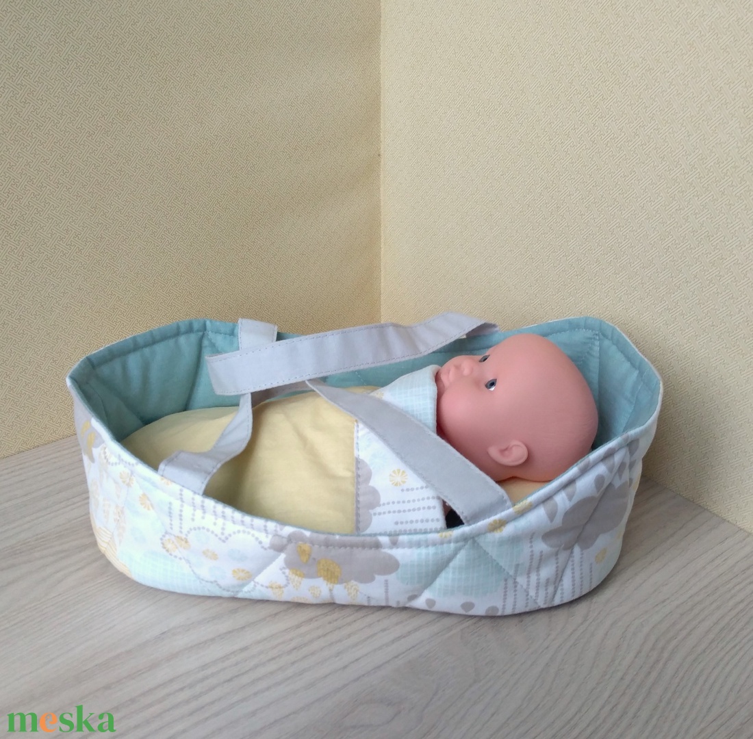Mózeskosár 20-25 cm-s játékbabáknak, mackóknak - játék & sport - baba & babaház - játékbaba, babakellék - Meska.hu