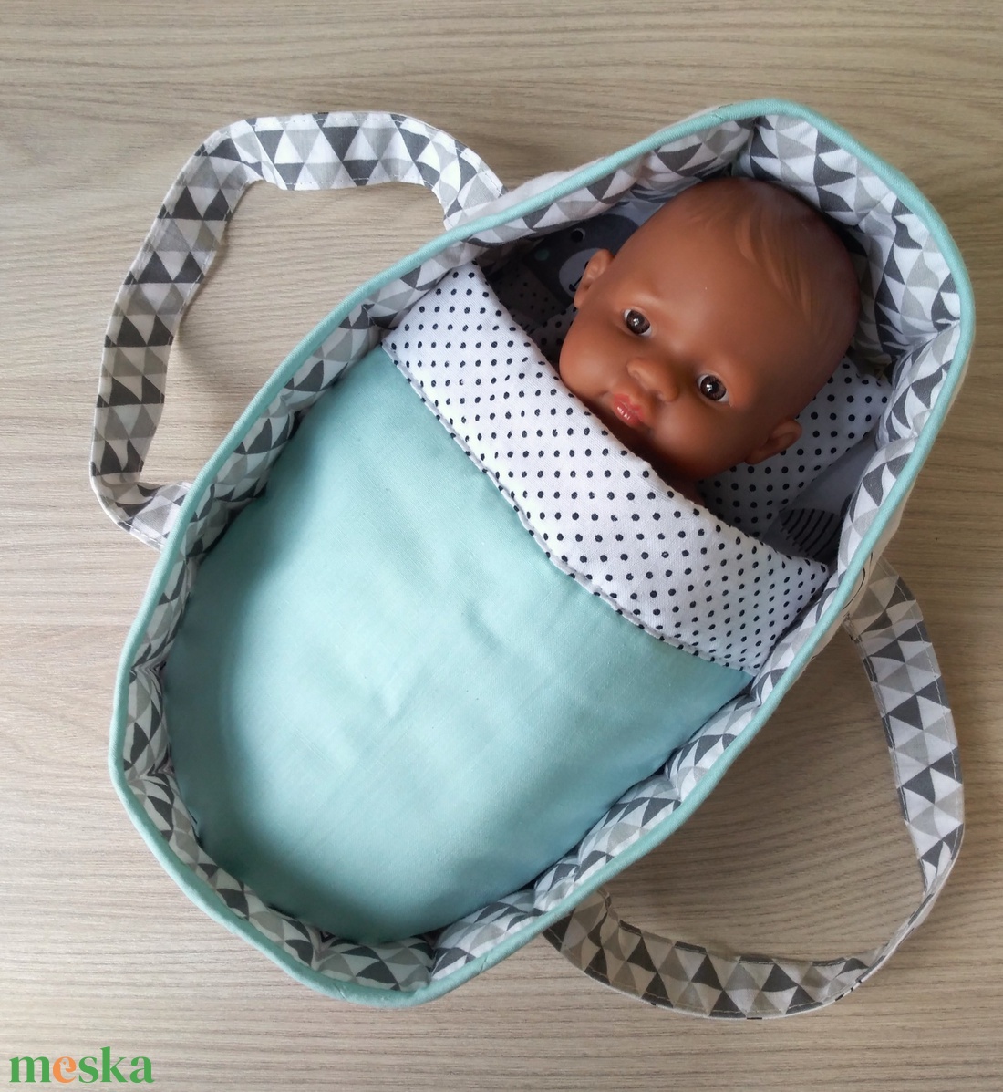 Menta-szürke mózeskosár 20-25 cm-s babáknak - játék & sport - baba & babaház - játékbaba, babakellék - Meska.hu