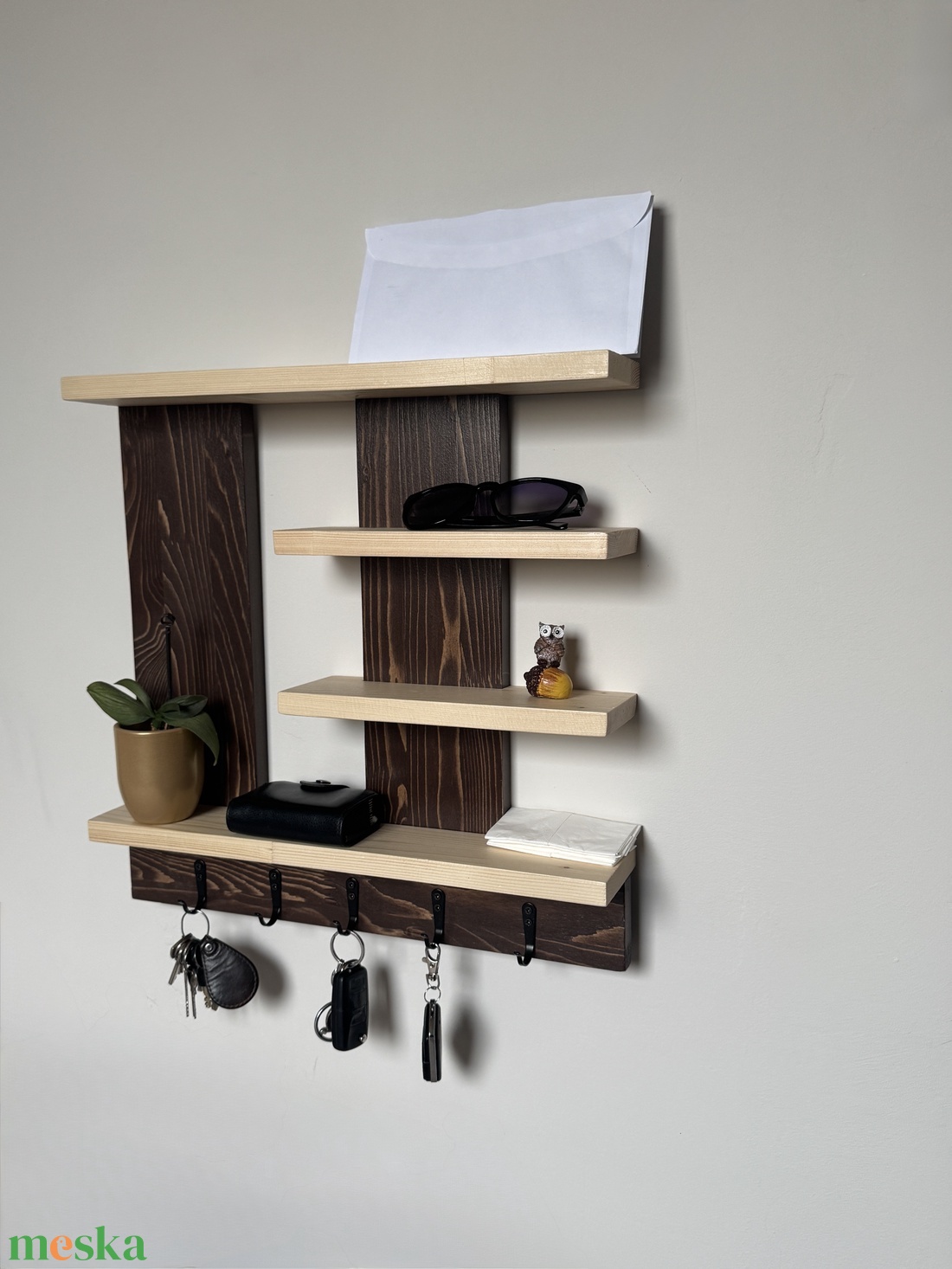 Kontrasztos, négyzet formájú fali kulcstartó! - otthon & életmód - dekoráció - fali és függő dekoráció - fali kulcstartó - Meska.hu