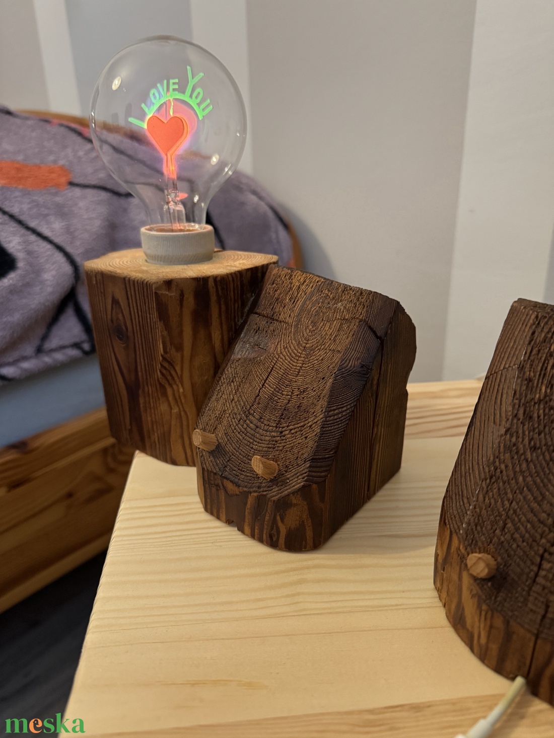 Éjjeli lámpa vagy ahogy én hívom Éji Gerendácska � Antik mobilbölcső (Egyedi, 50 éves fagerendából) - otthon & életmód - lámpa - asztali lámpa - Meska.hu