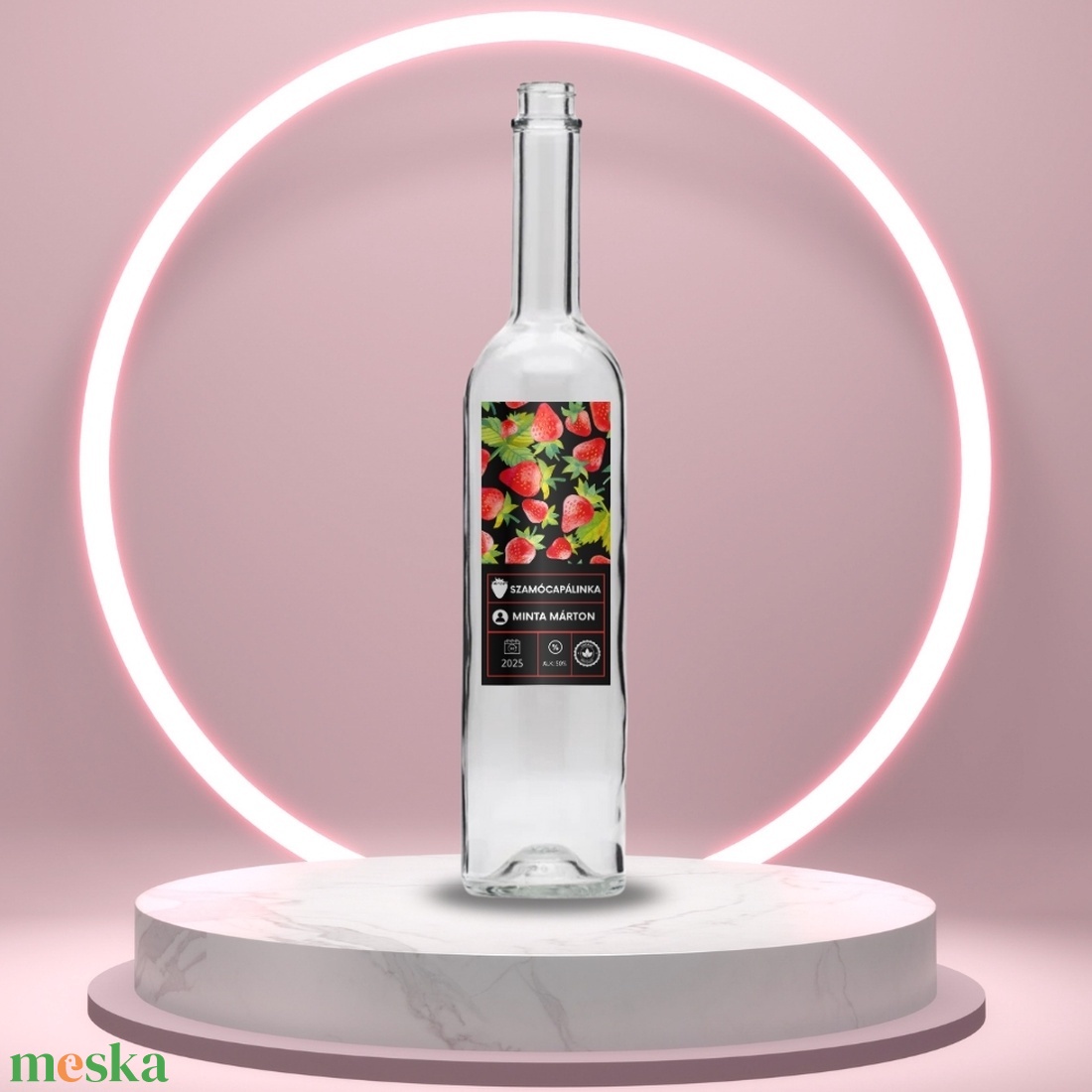 Szamóca pálinka - öntapadós üveg címke - fekete alapon szamócákkal és információs blokkal - élelmiszer - alkoholos italok - Meska.hu Szamóca pálinka - öntapadós üveg címke - fekete alapon szamócákkal és információs blokkal - élelmiszer - alkoholos italok - Meska.hu