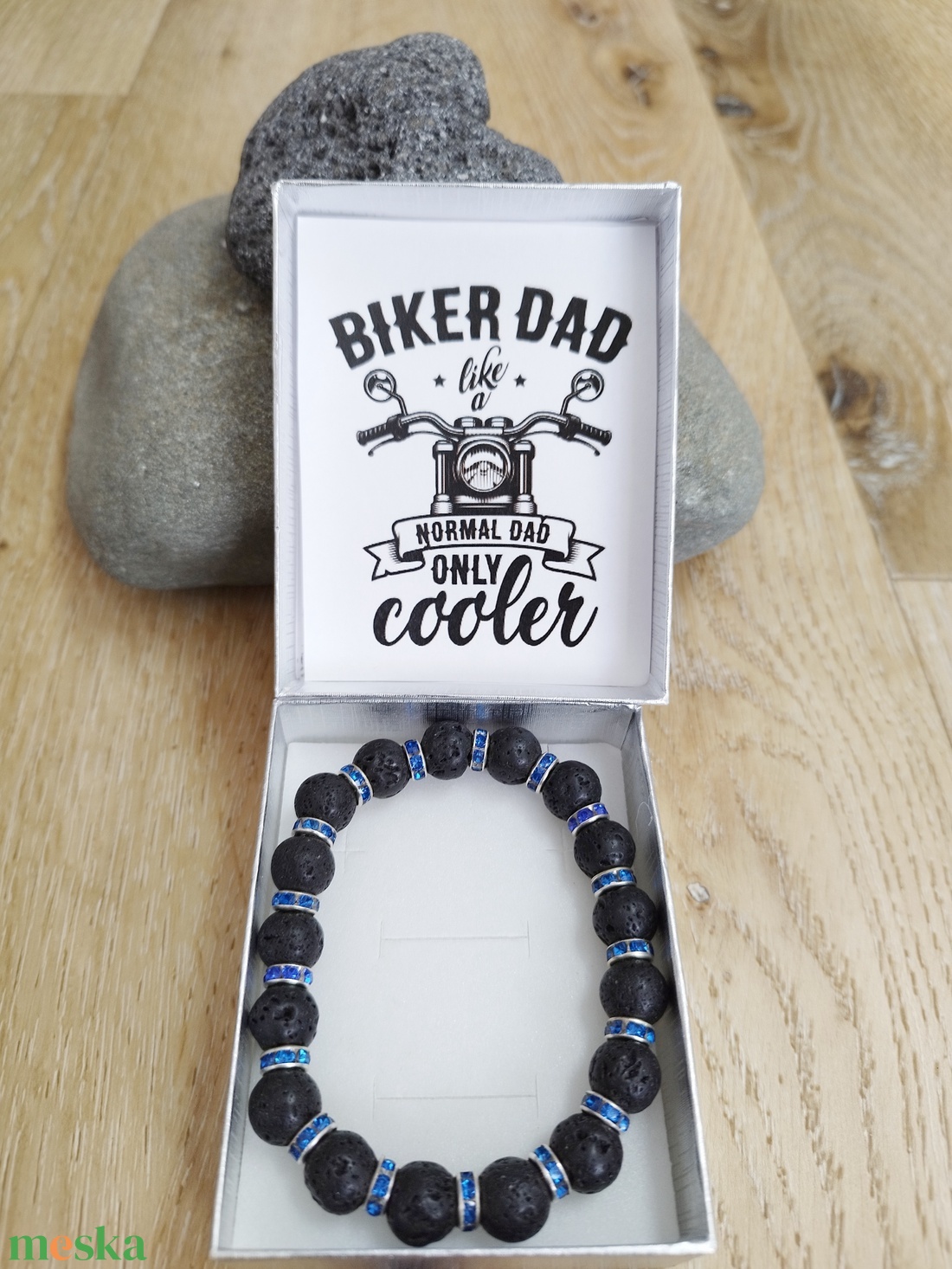 Biker dad motoros karkötő díszdobozban - ékszer - karkötő - karkötő medállal - Meska.hu Biker dad motoros karkötő díszdobozban - ékszer - karkötő - karkötő medállal - Meska.hu