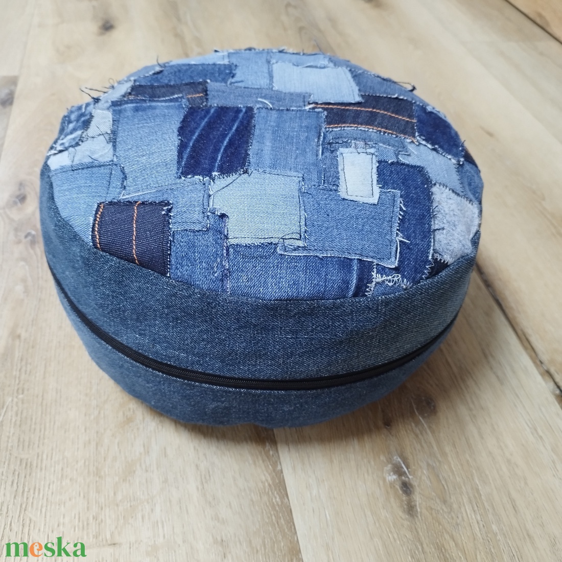 Nagyméretű farmerből készült jógapárna - meditációs ülőpárna - játék & sport - sport és kikapcsolódás - jóga, pilates, torna - jógapárna - Meska.hu