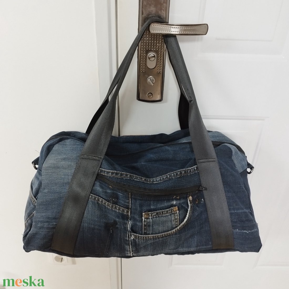 Nagyméretű sporttáska farmerből - táska & tok - edzőtáskák - sporttáska - Meska.hu